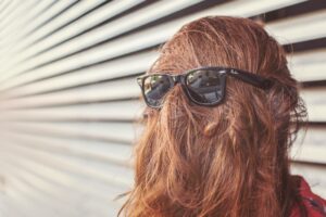 How to Get Rid of Frizzy Hair Naturally (Simple Step-by-Step Guide)